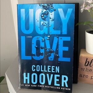 Colleen Hoover Book Ugly Love Novel